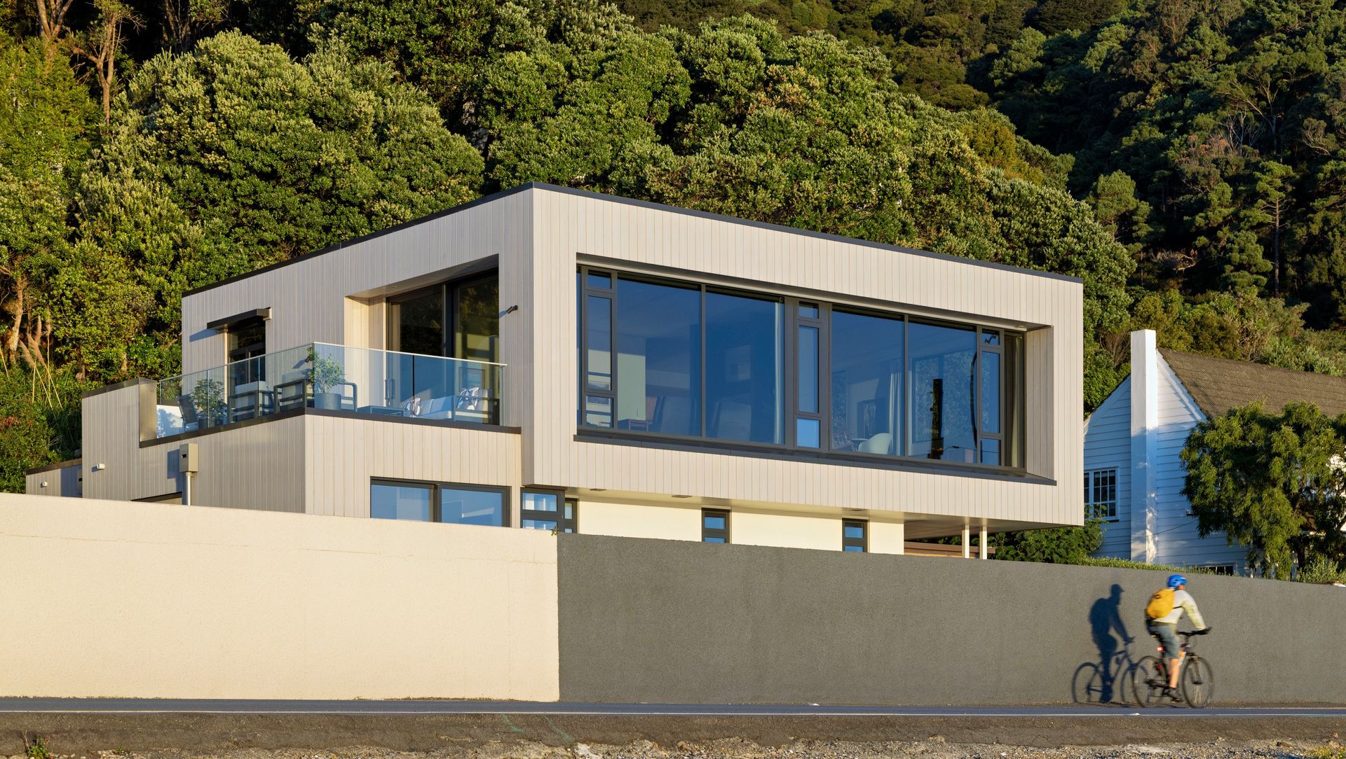 Lowry Bay Waterfront banner