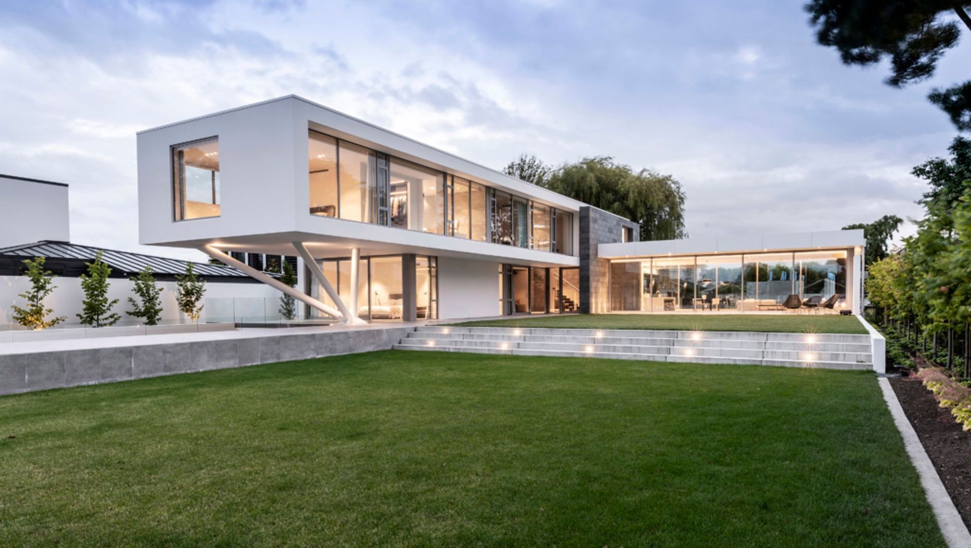 Modernist Architecture banner