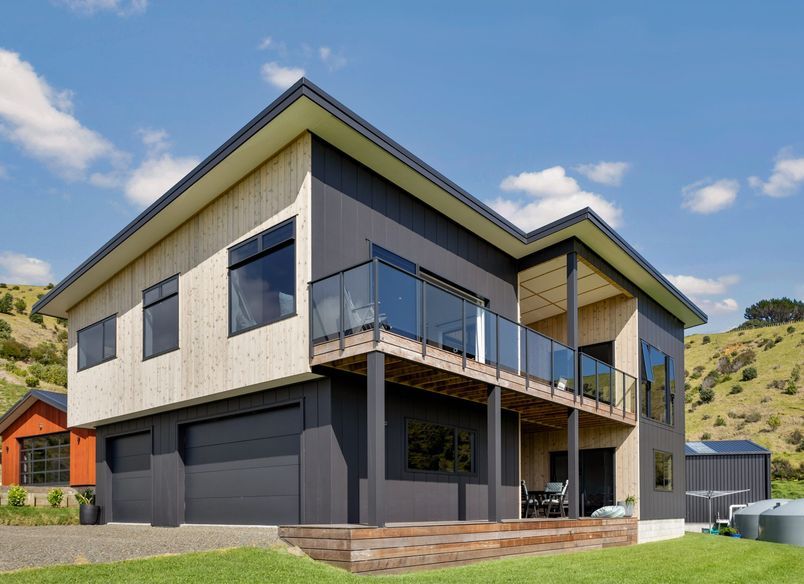 Balustrade Solutions for Luxury Beach Homes - Opito Sands Project