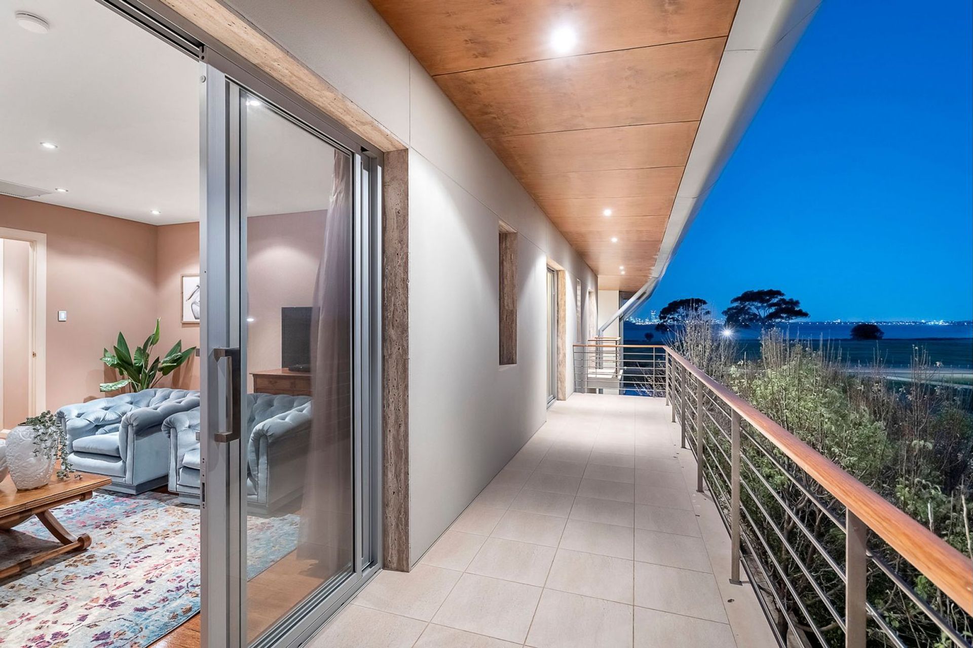 Prestige residence, Attadale WA