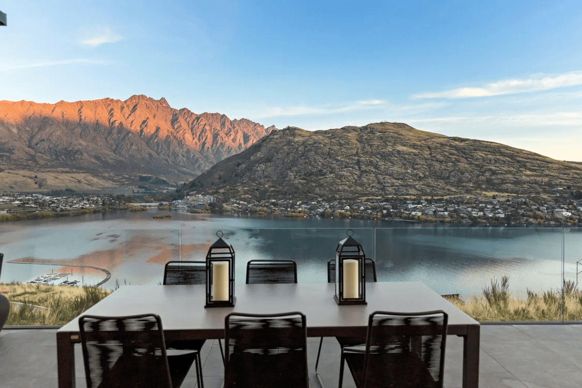 Lynch Lane,  Queenstown