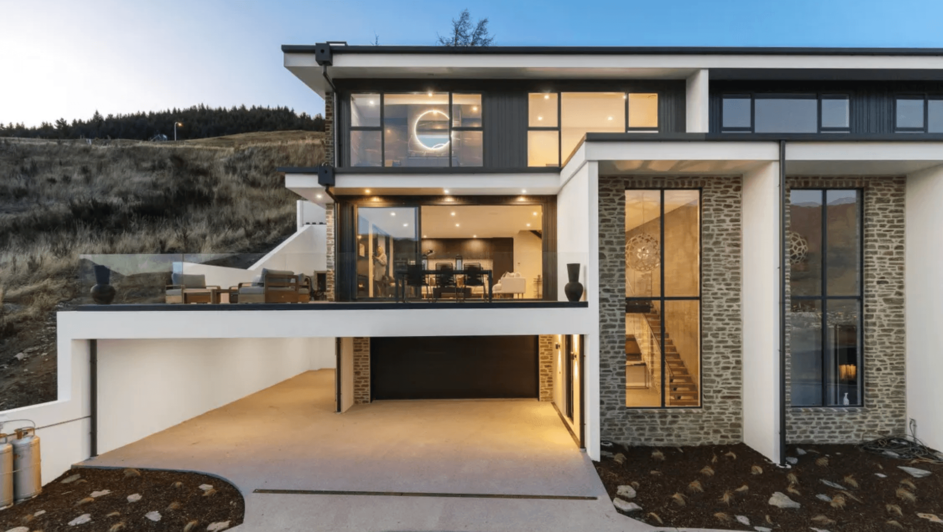 Lynch Lane,  Queenstown banner