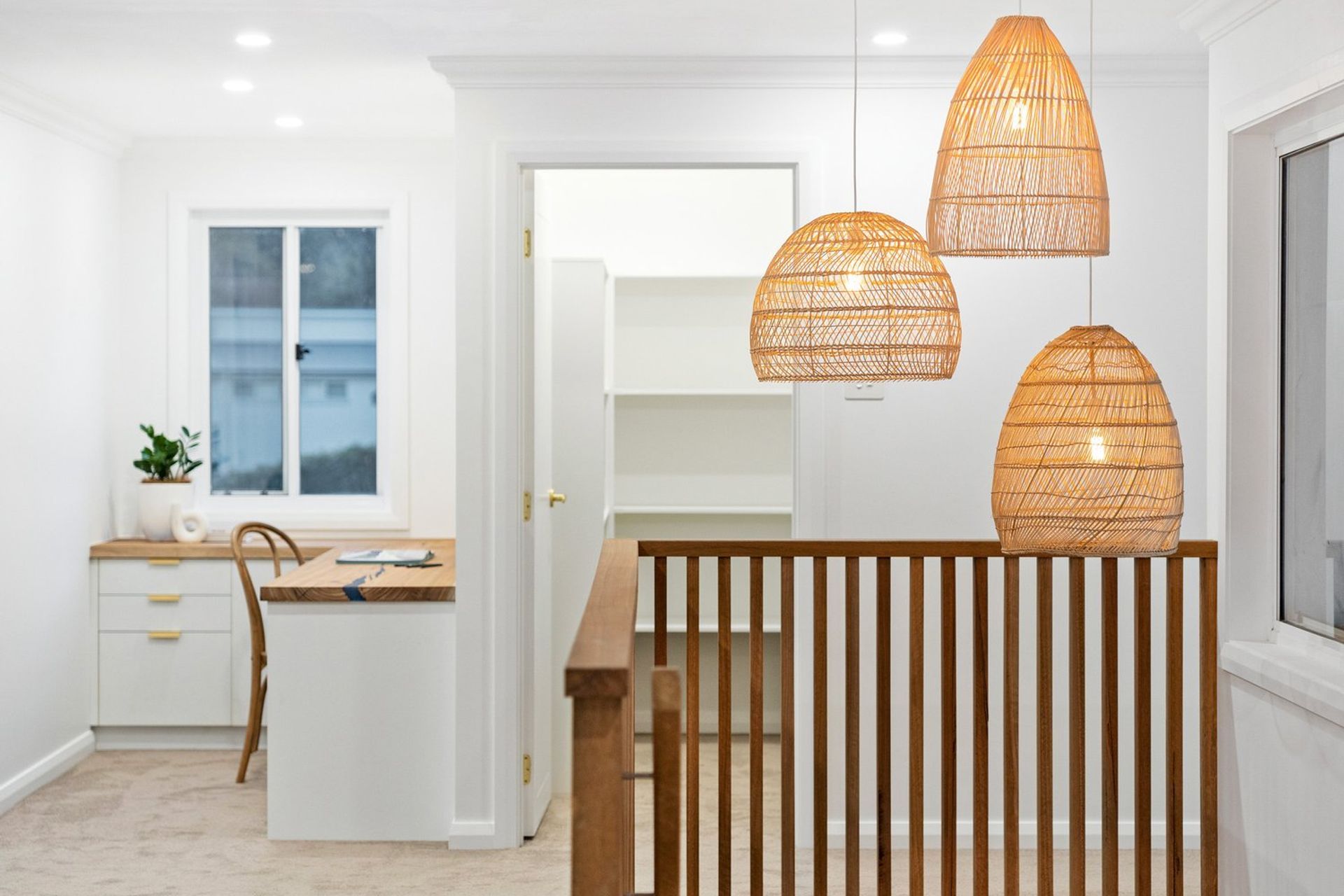 Bolton Point Residence - High End Residential