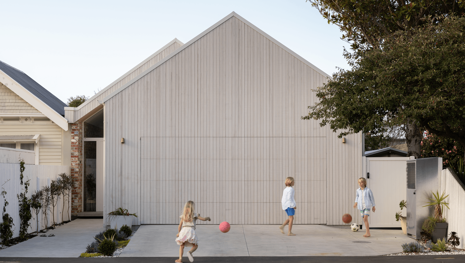 Wiggins St - Sumner banner