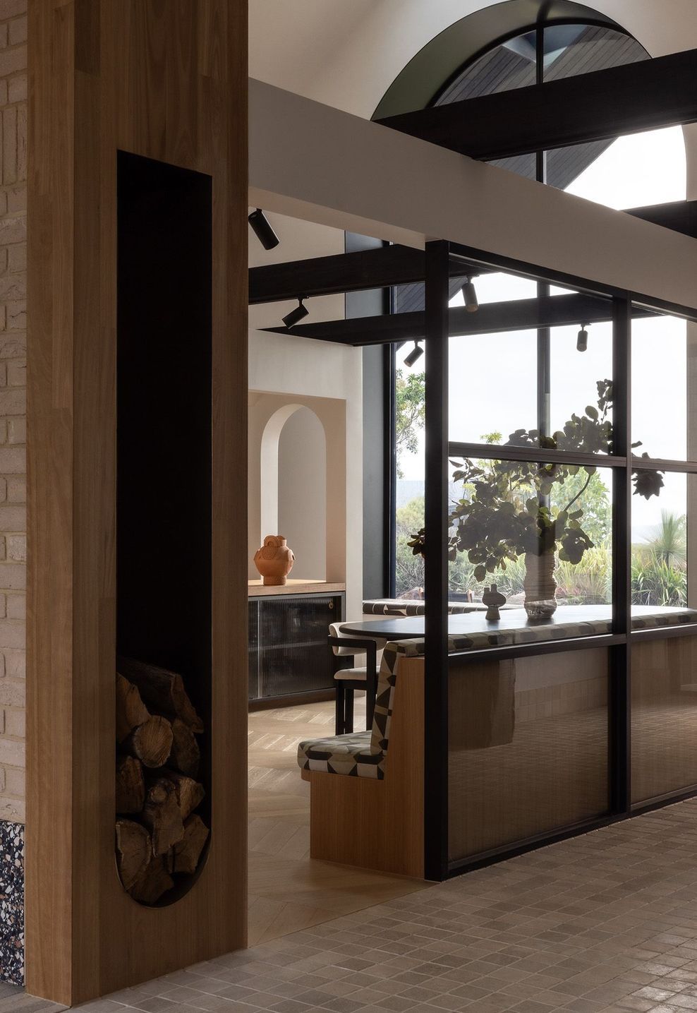 THE-PEACH-HOUSE-7-v2.jpg