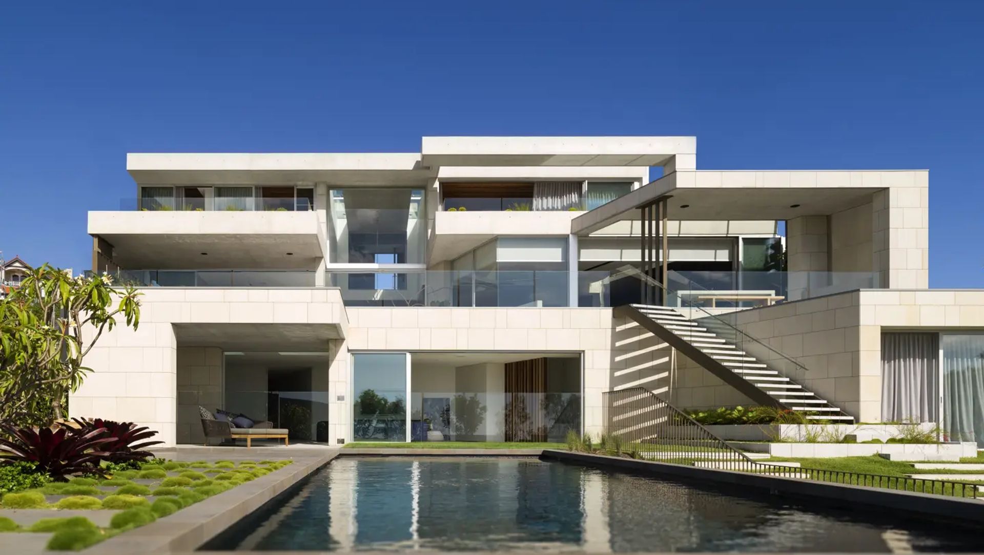 Balmoral House banner