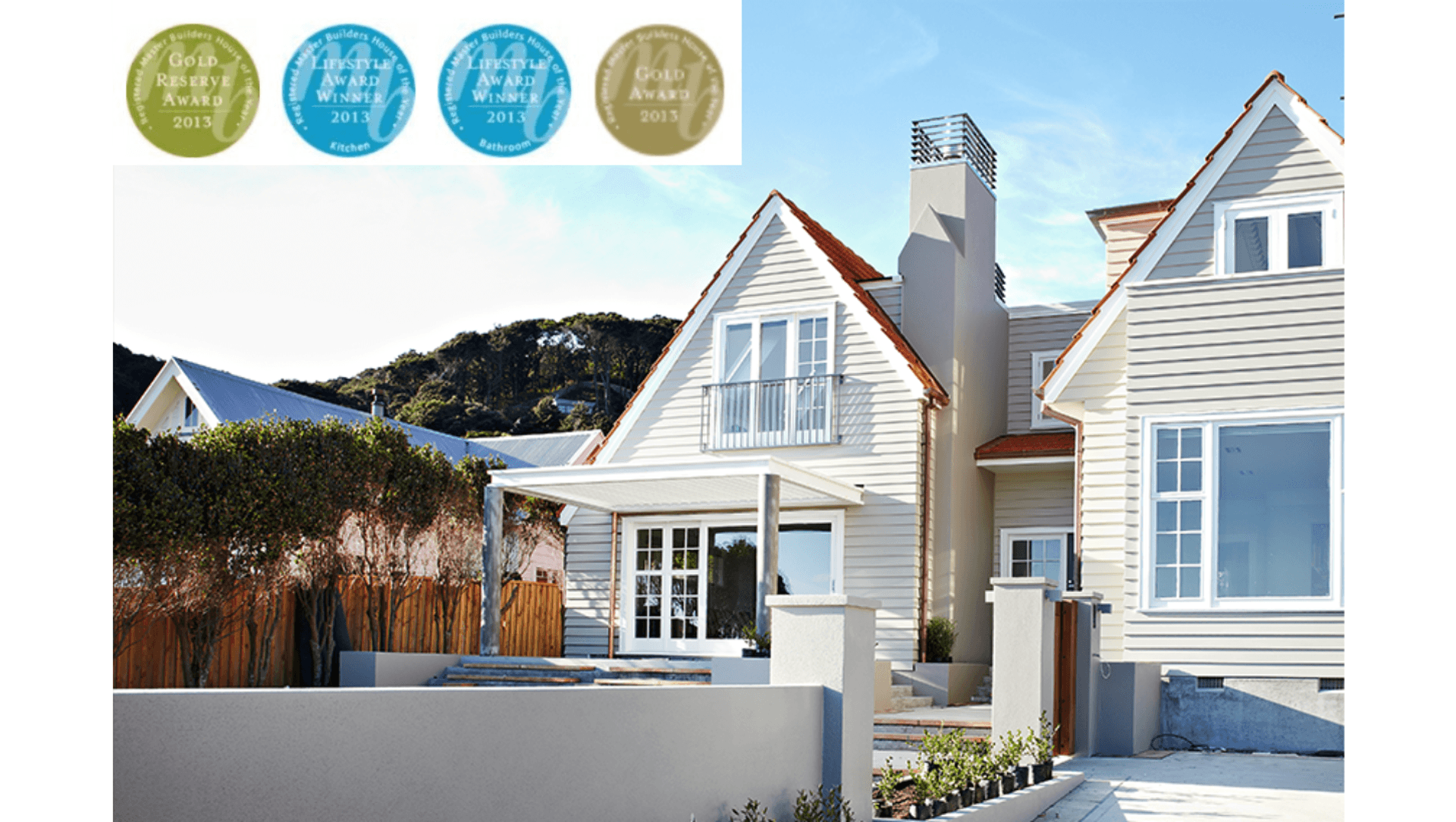 Lowry Bay - Master Builder Awarded House banner