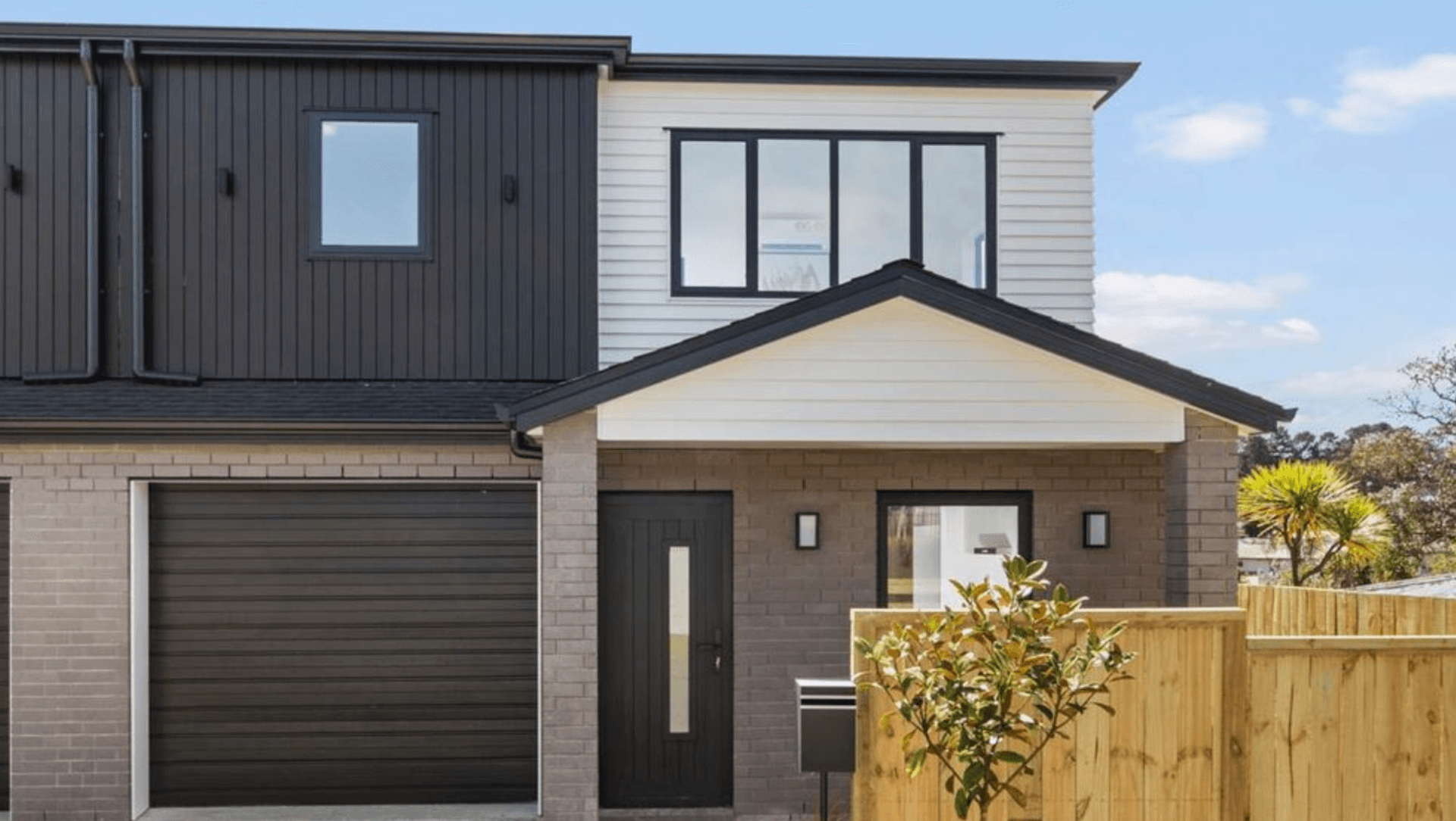 Lucinda Place banner