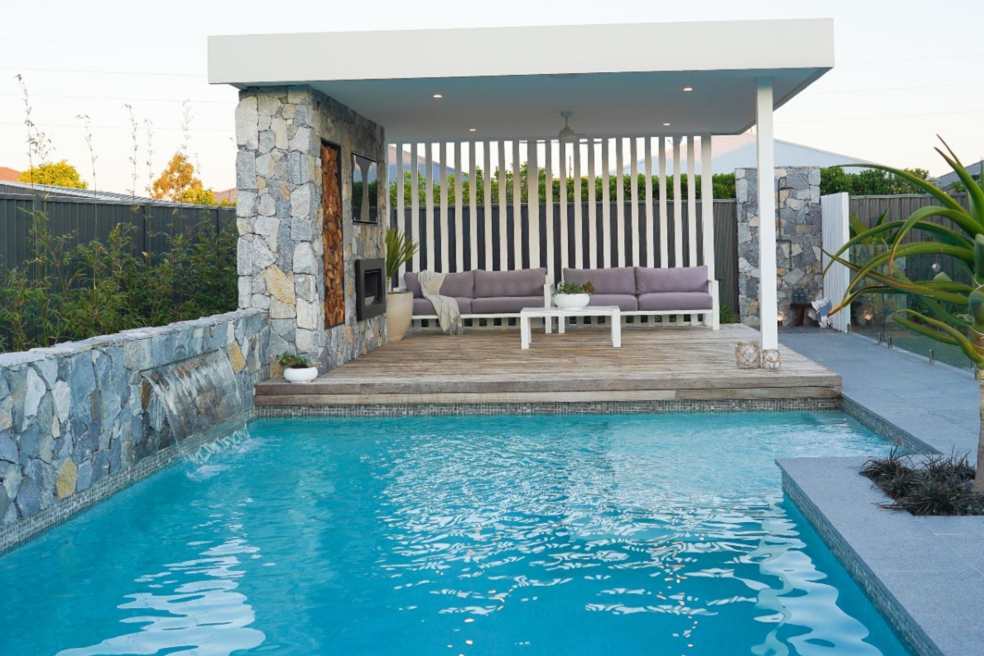 Silhouette Granite Flamed | Outside Indulgence