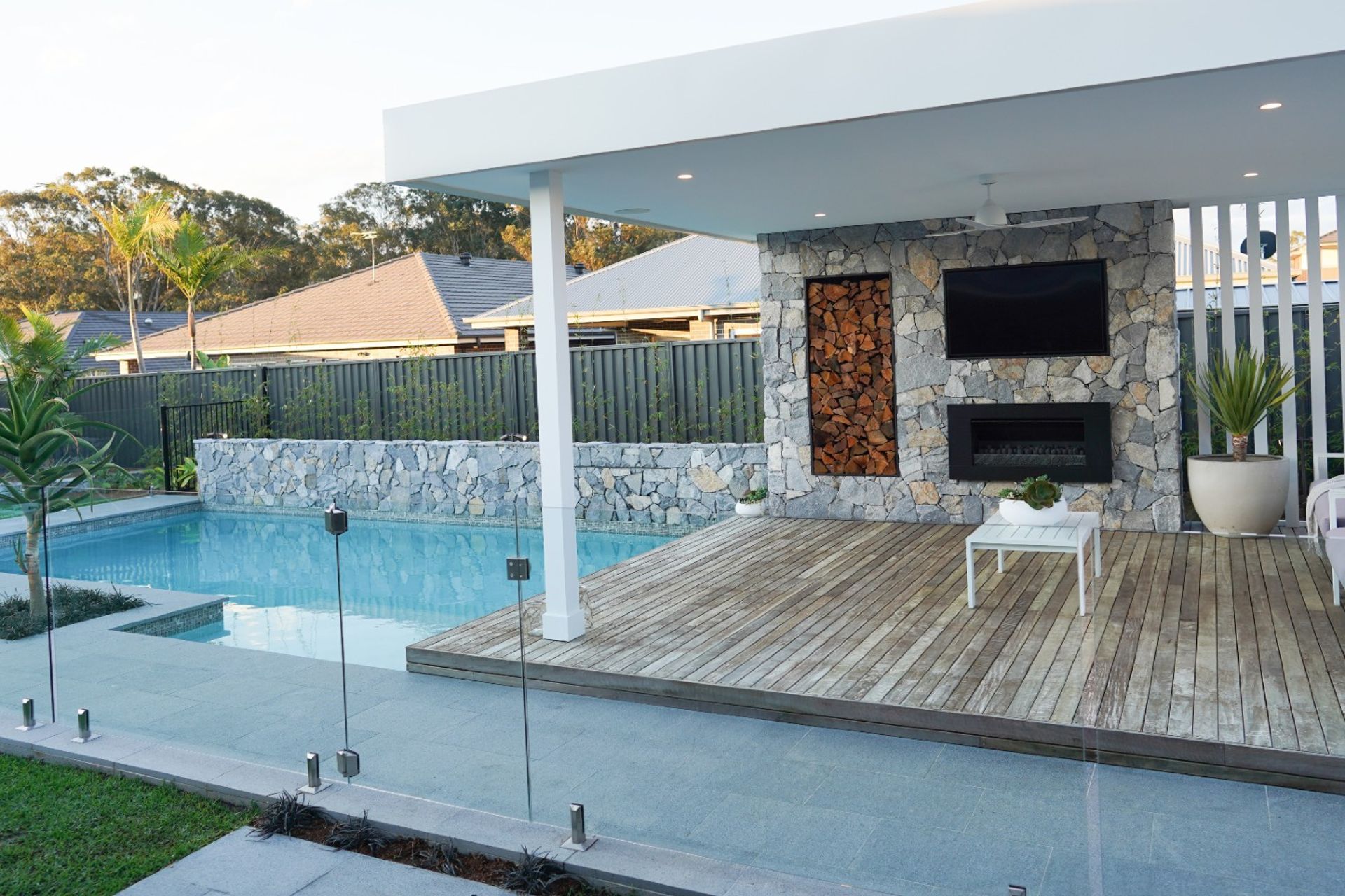 Silhouette Granite Flamed | Outside Indulgence