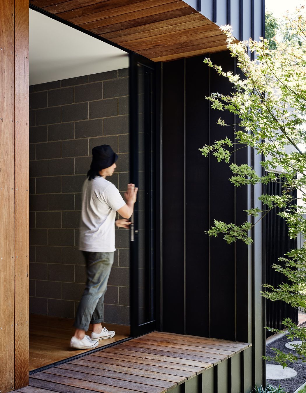 Coburg Freeboard House