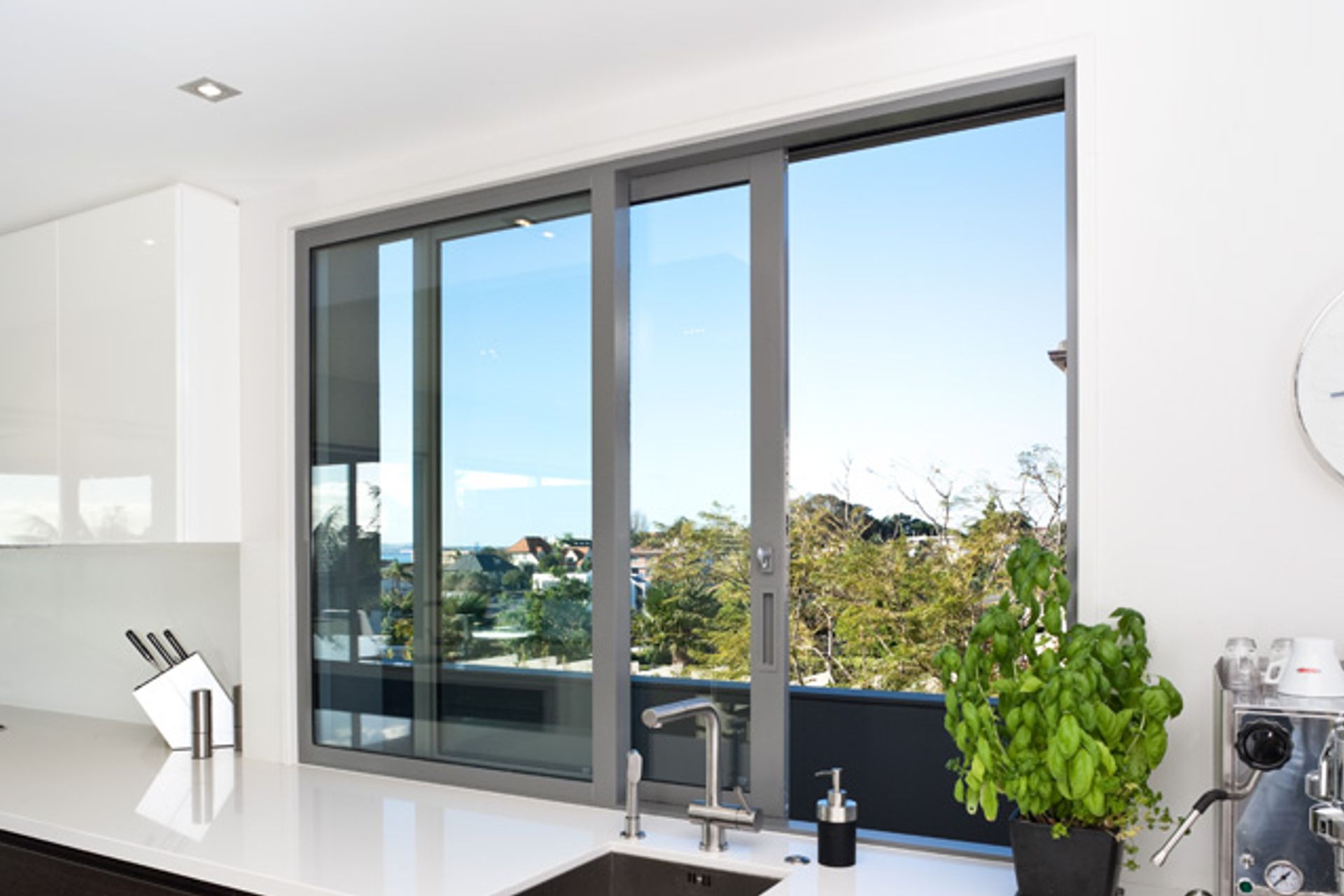 Clear Views, Auckland