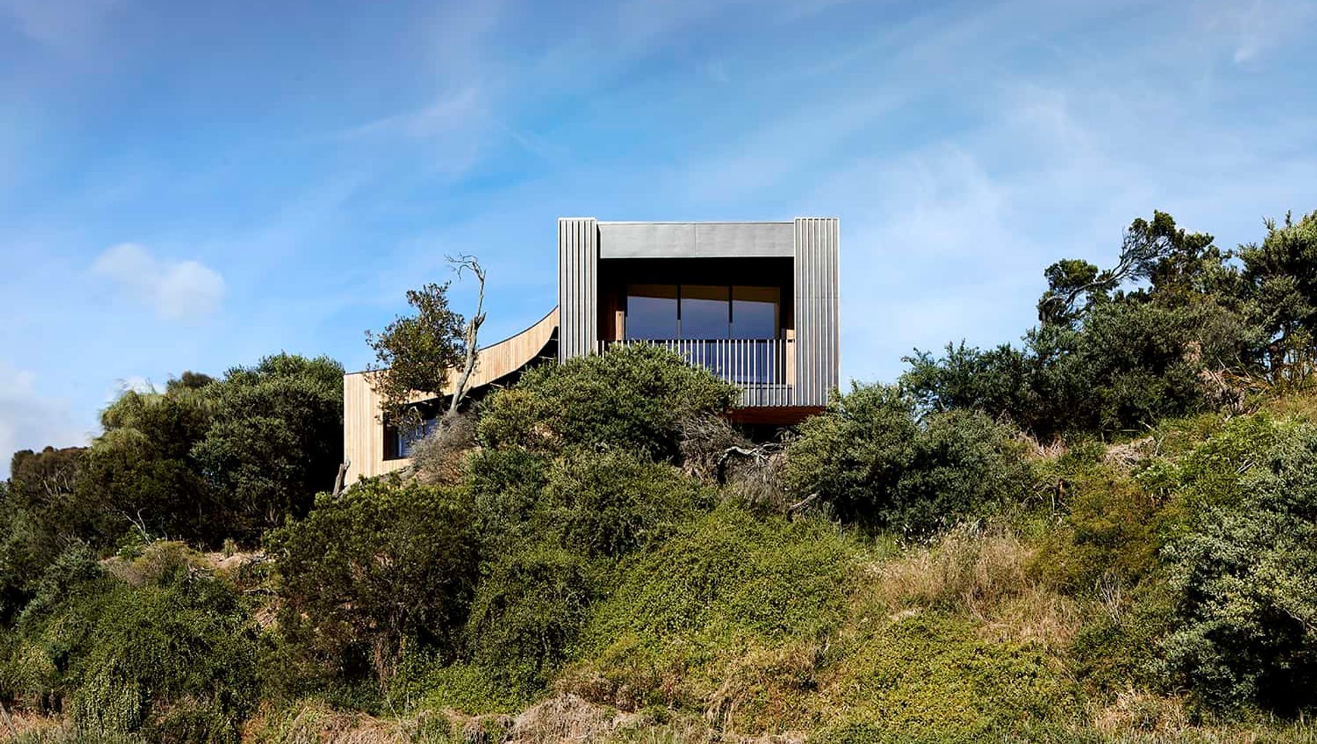 Hide House at Venus Bay banner