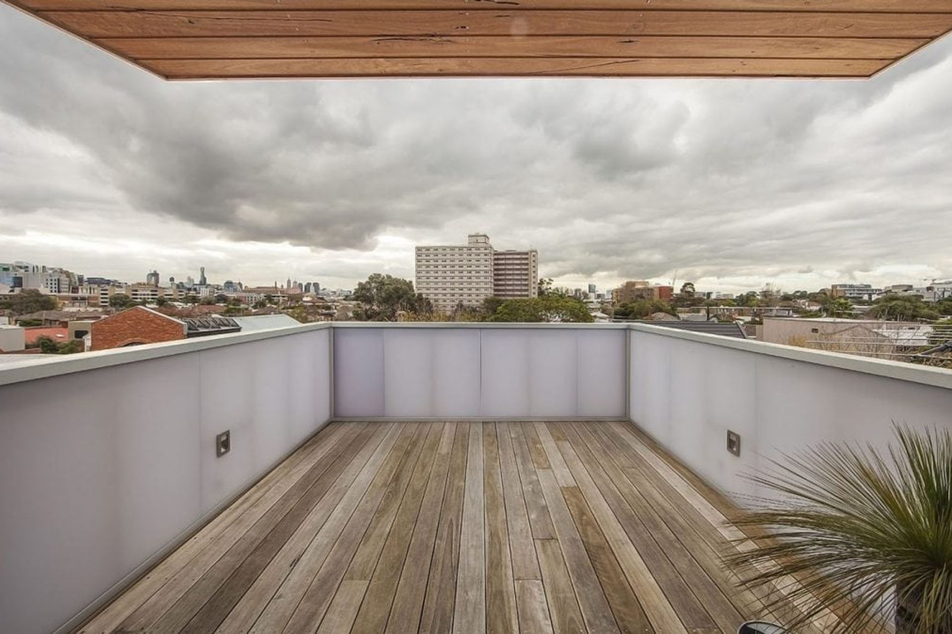 PHOTOGRAPHER : superk.co