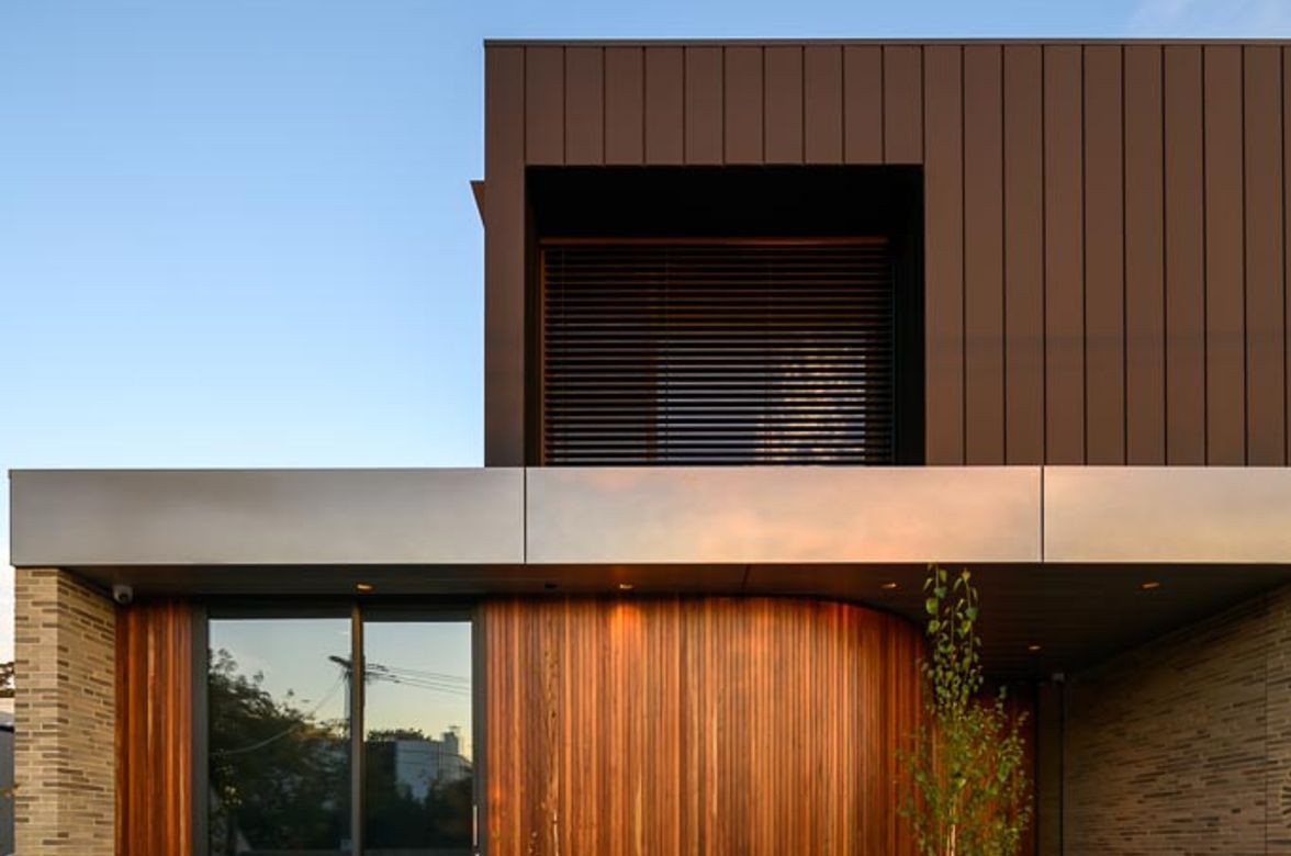 Fairleigh House - External Venetians & Home Theatre Curtains