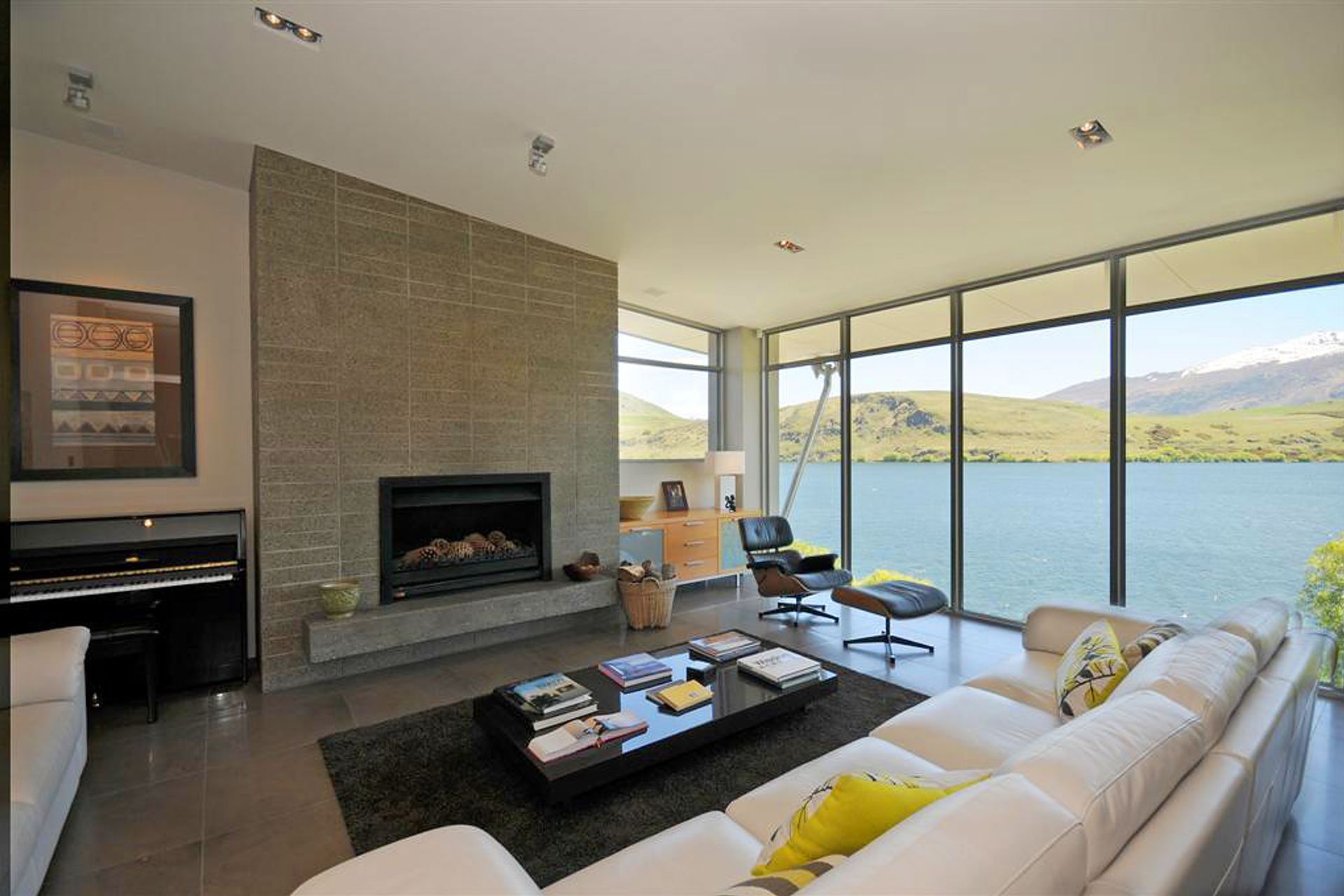 Lake Hayes Luxury Home