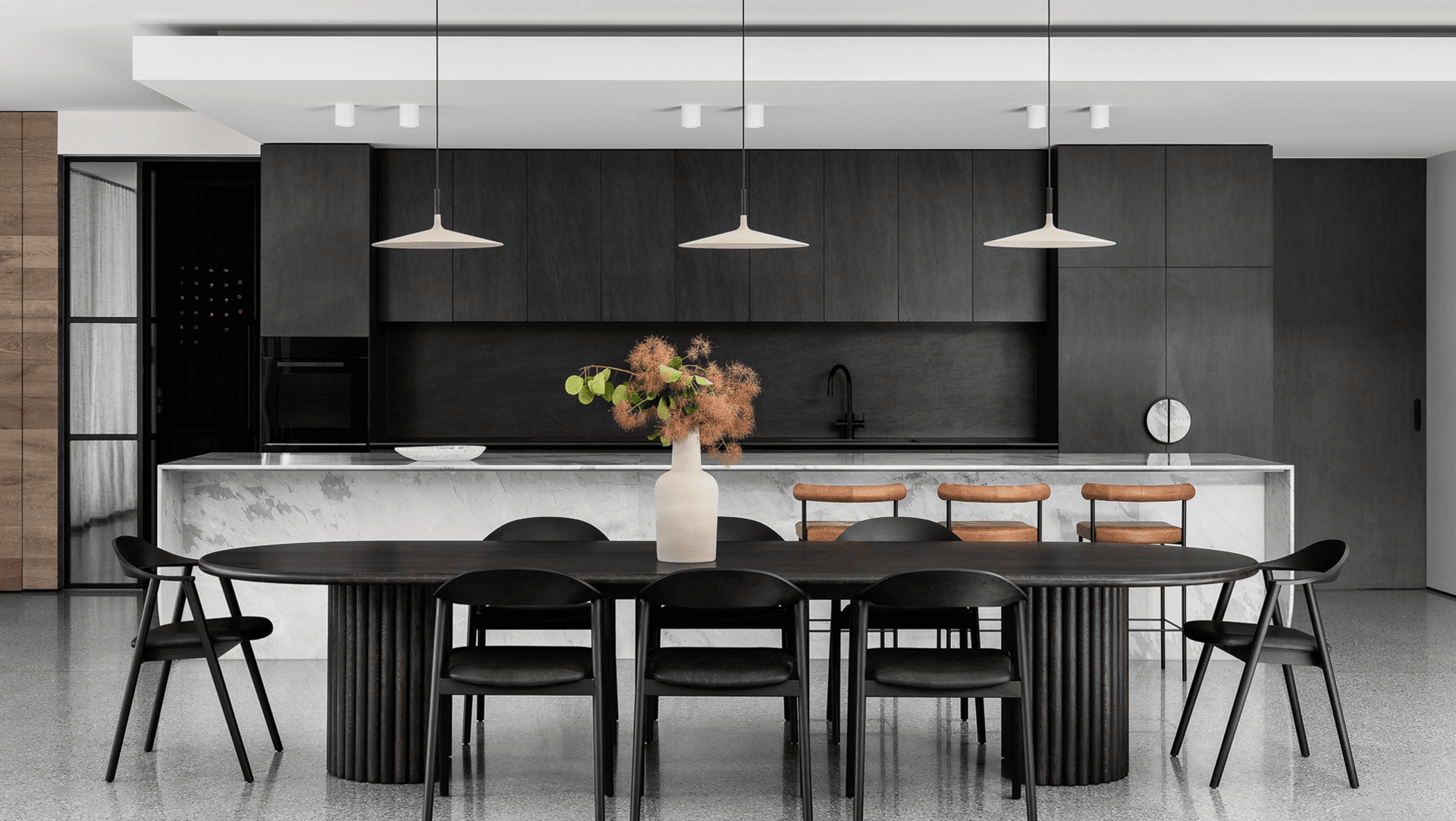 Round Choreography Residence banner