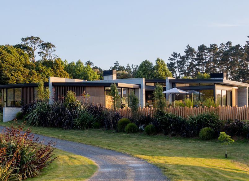 Insitu House for a Trainer