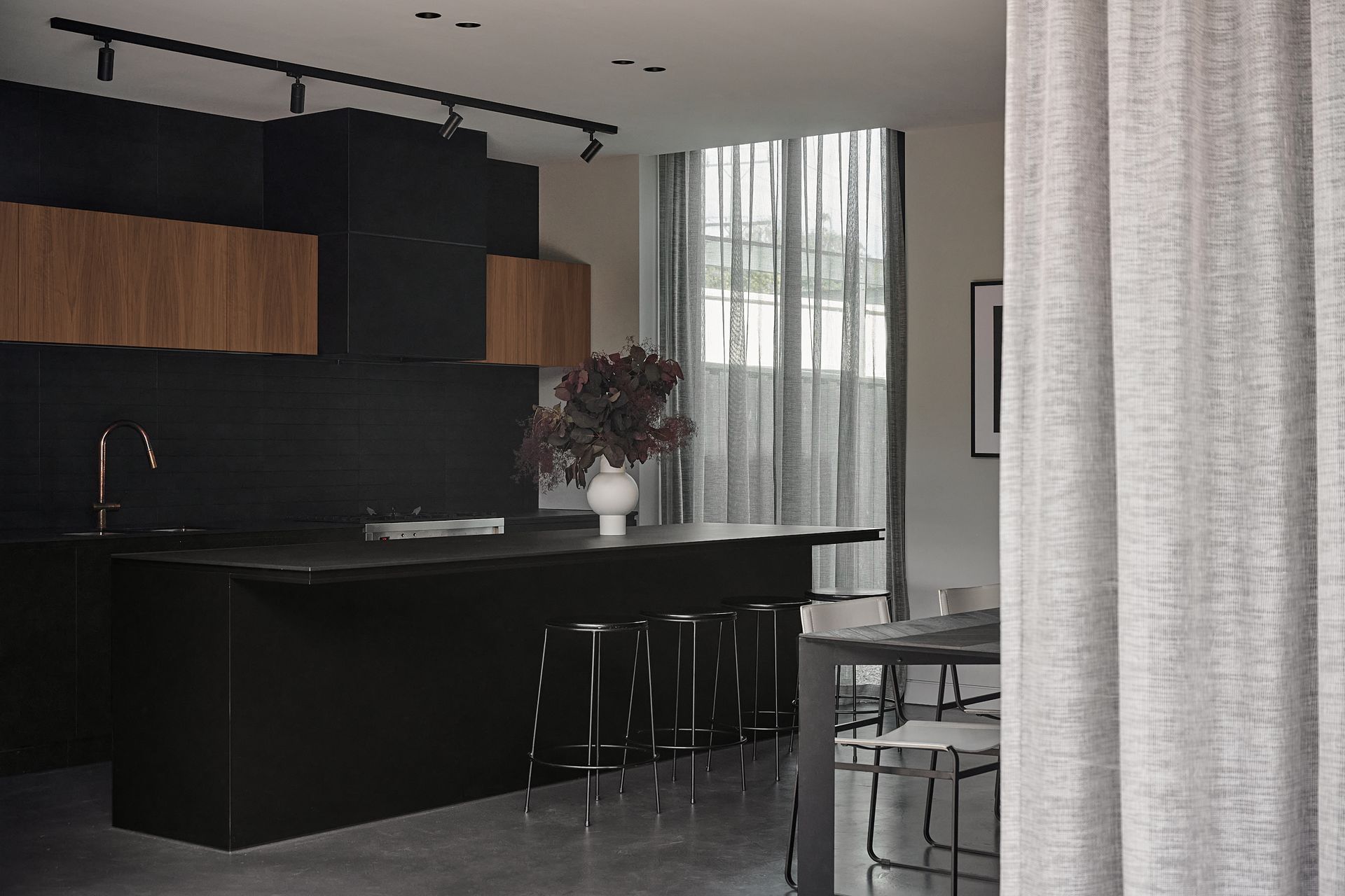 The Bach Pad, Hampton