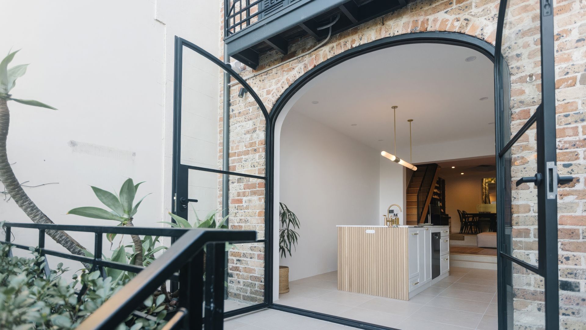 Darlinghurst Terrace II banner