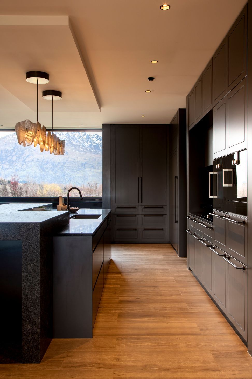 102DomainRoadQueenstown041.jpg