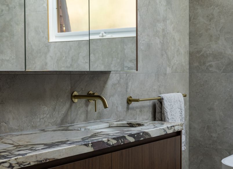 Glenair St, Adam Barban