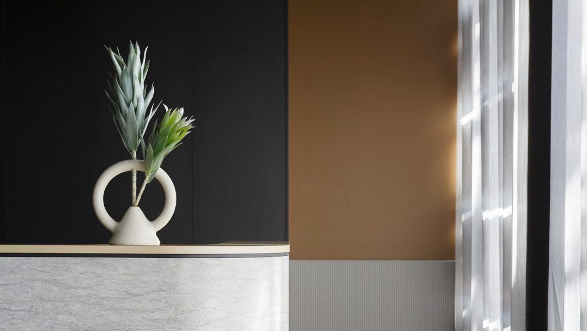 LJ Hooker Dickson banner