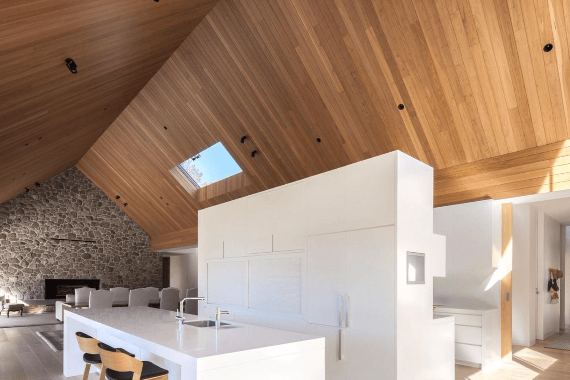 7-Red-Hill-kitchen-.png