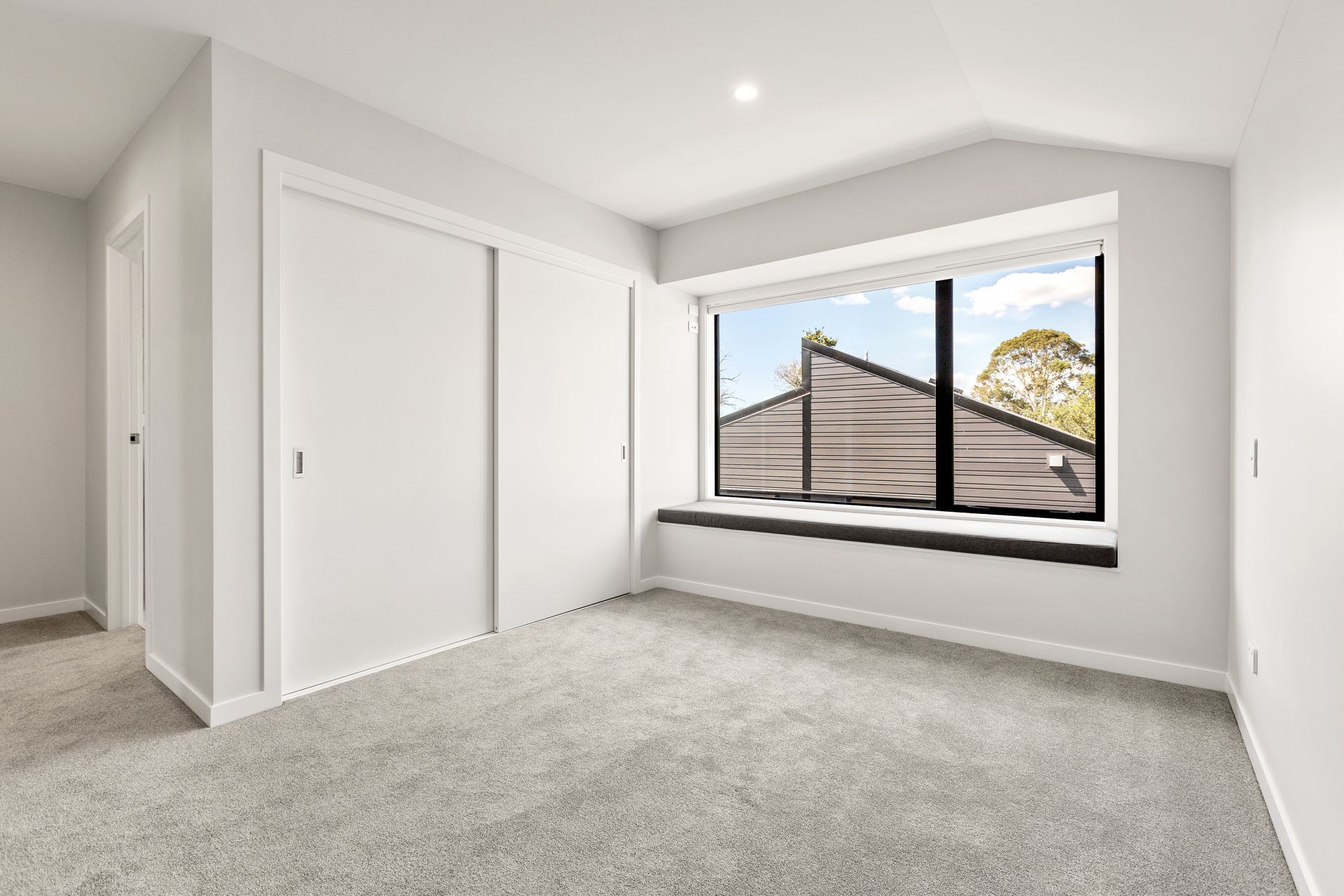 Simple and Sleek Duplex