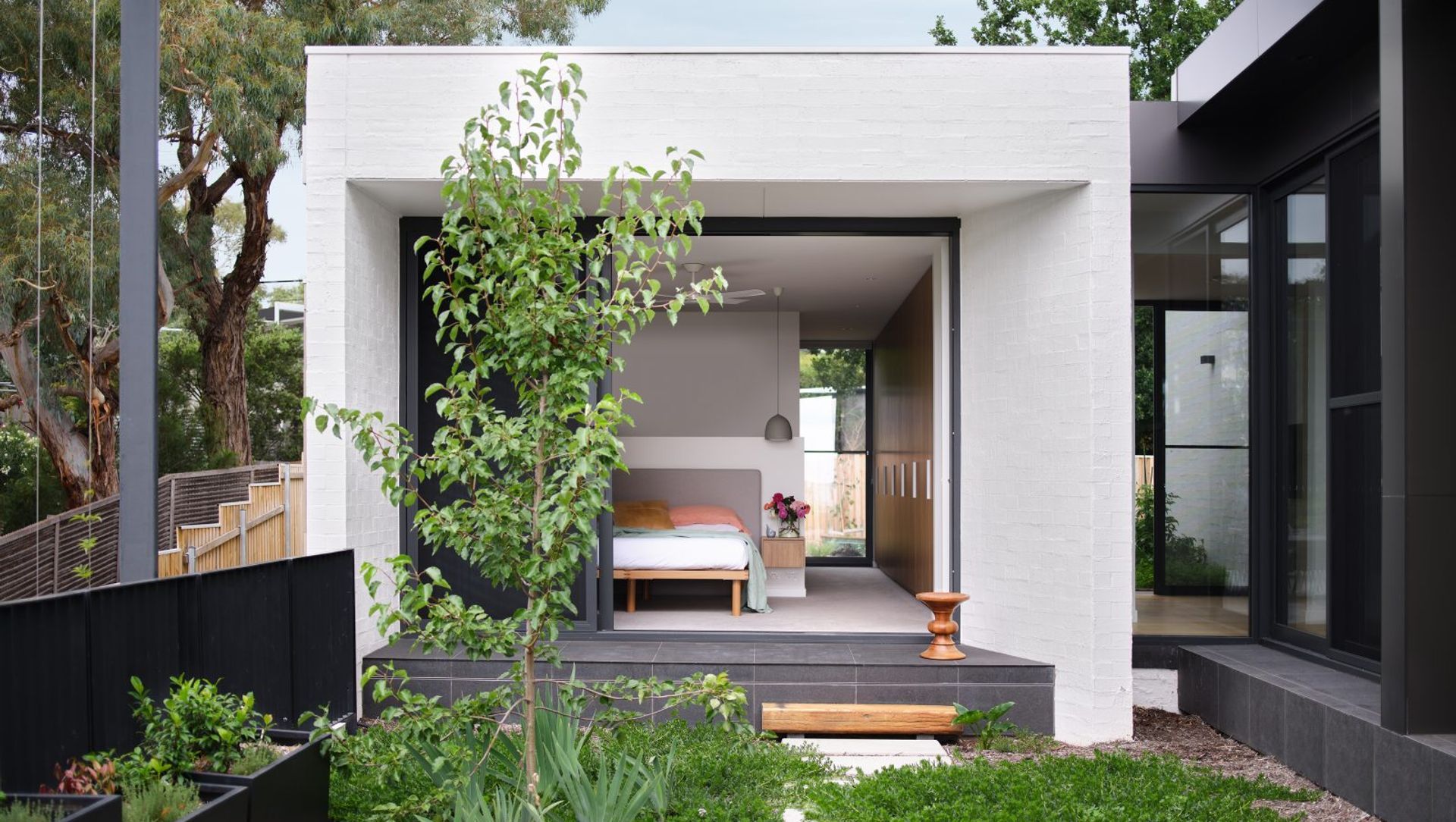 A + T Residence banner