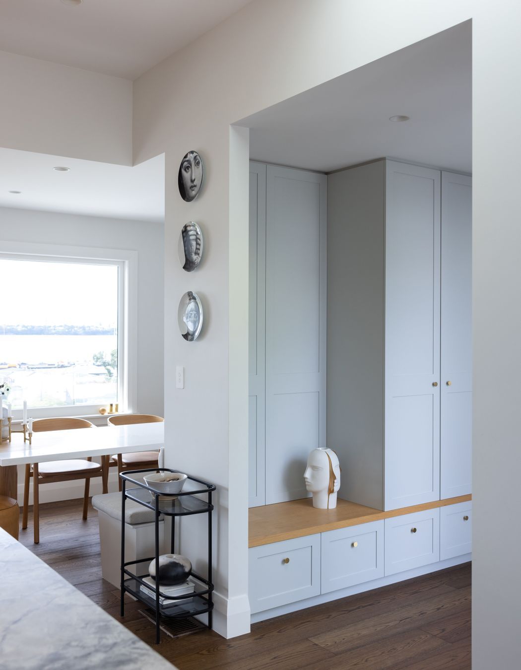 Richmond Entry and Dining