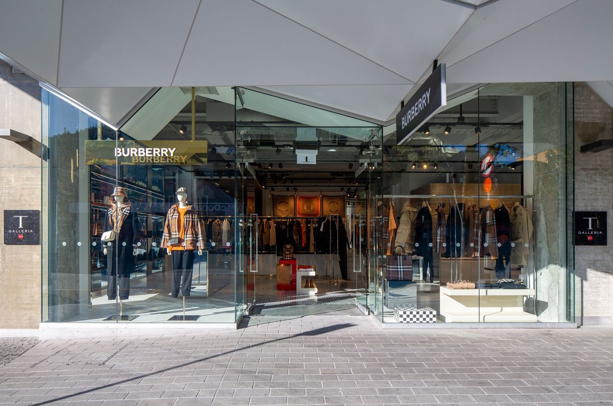 Burberry DFS Queentown | McAuliffe Stevens Architect