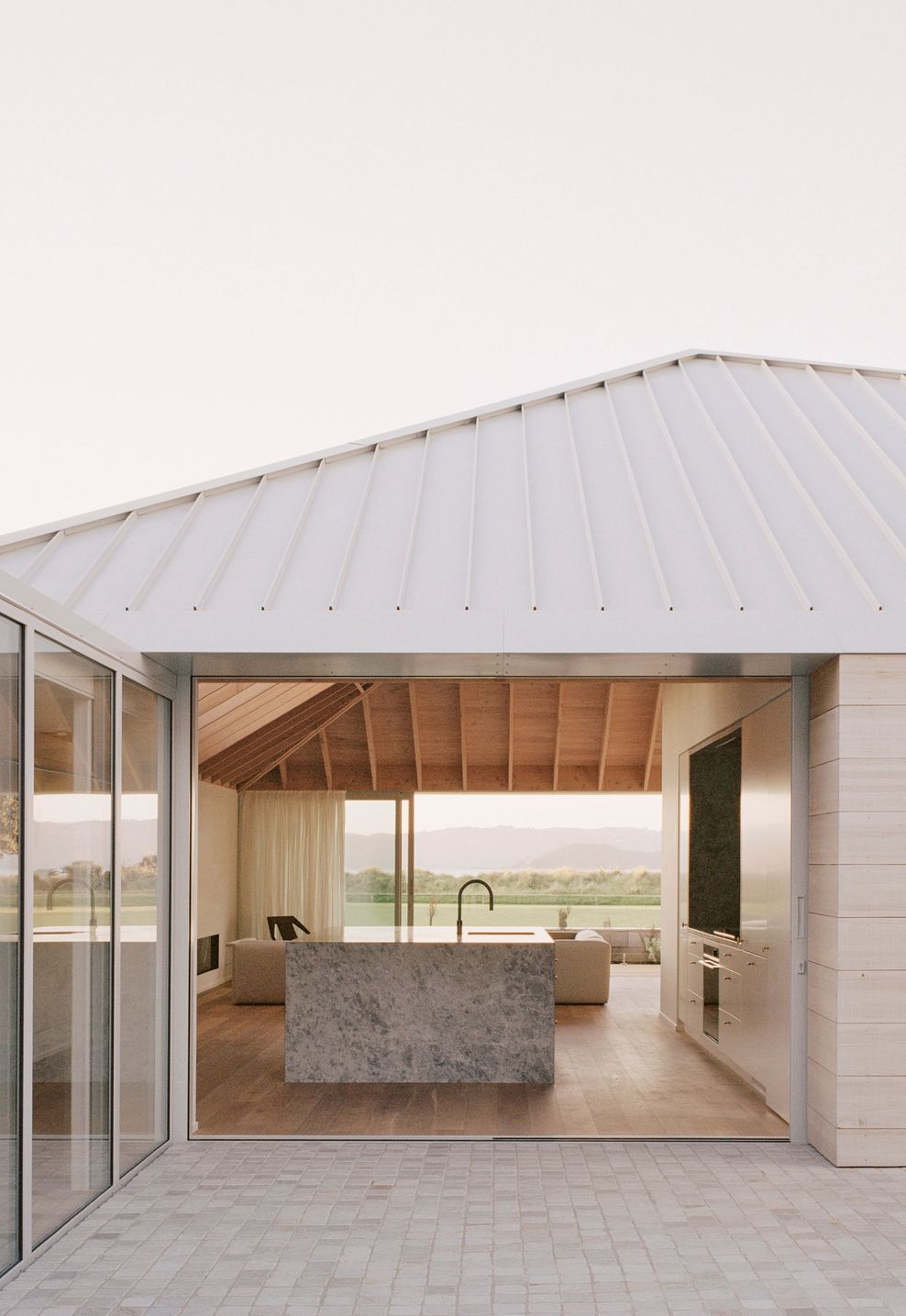 COLORSTEEL-Gull-Grey-Tray-RK-Residence-30.jpg