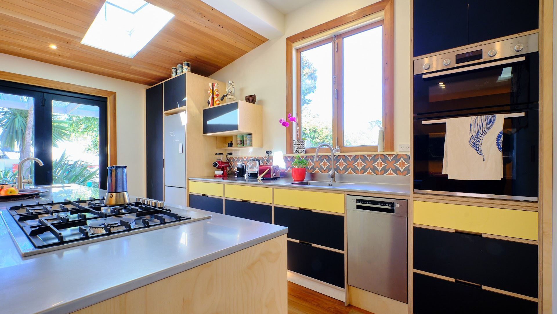 Inset kitchen Mount Cook banner