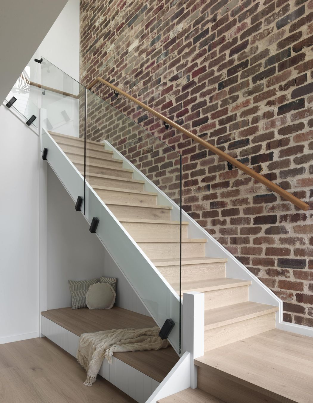 Contemporary Gymea Bay Duplex