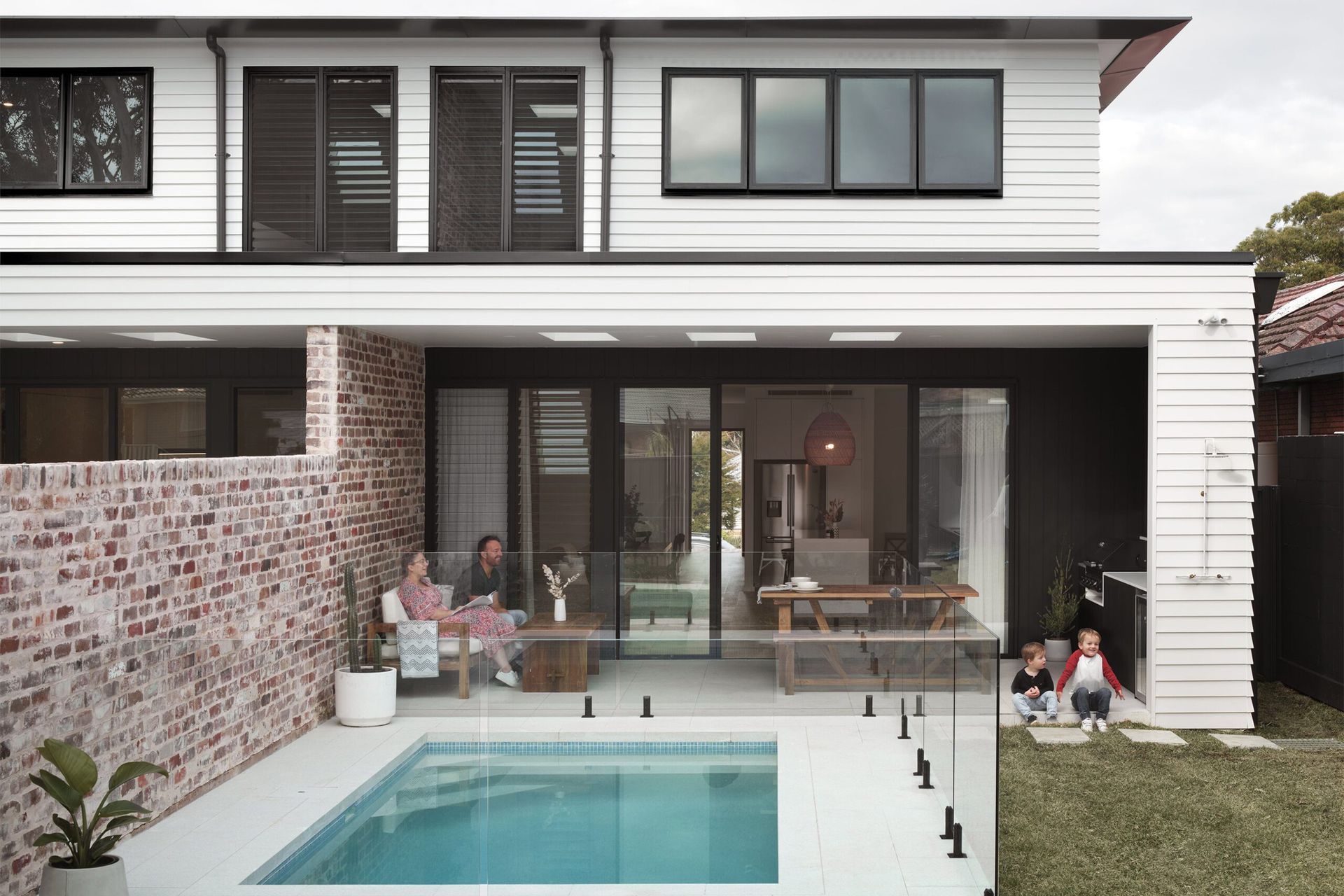 Contemporary Gymea Bay Duplex