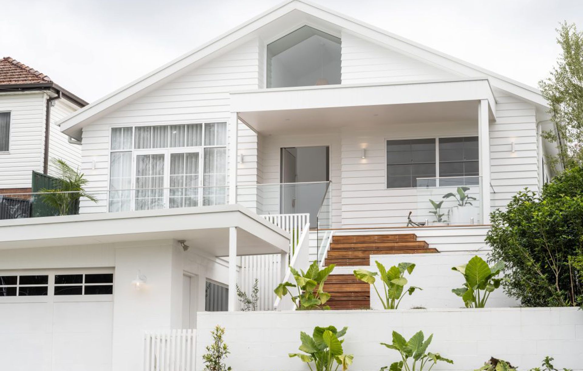 Modern Coastal Gymea Bay Home