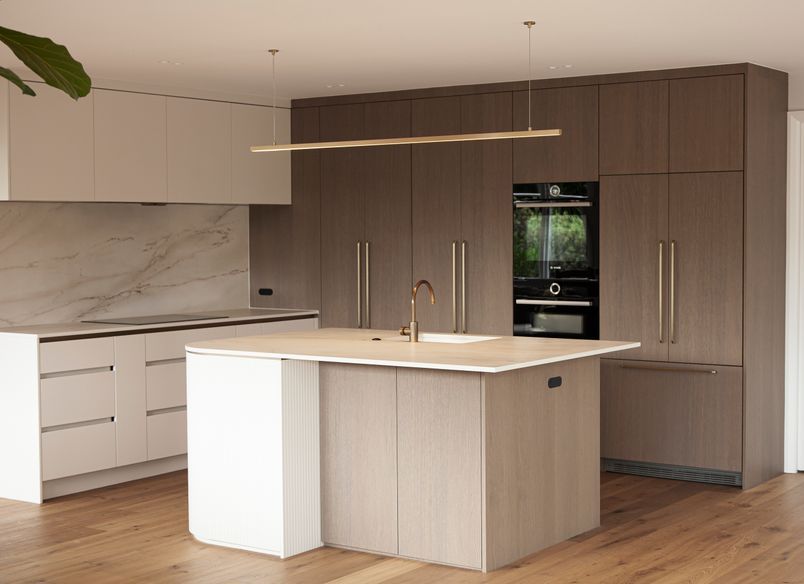 Manhattan Oak Kitchen