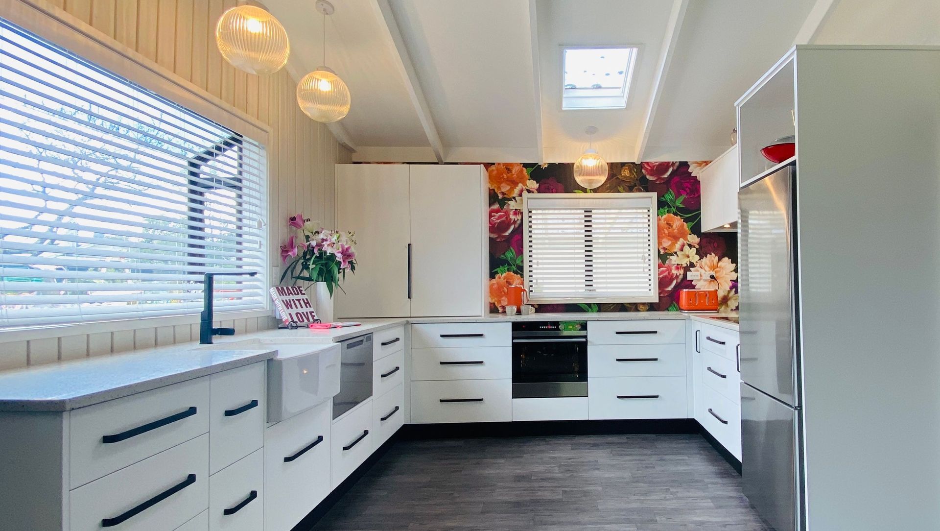 Dahlia Kitchen banner