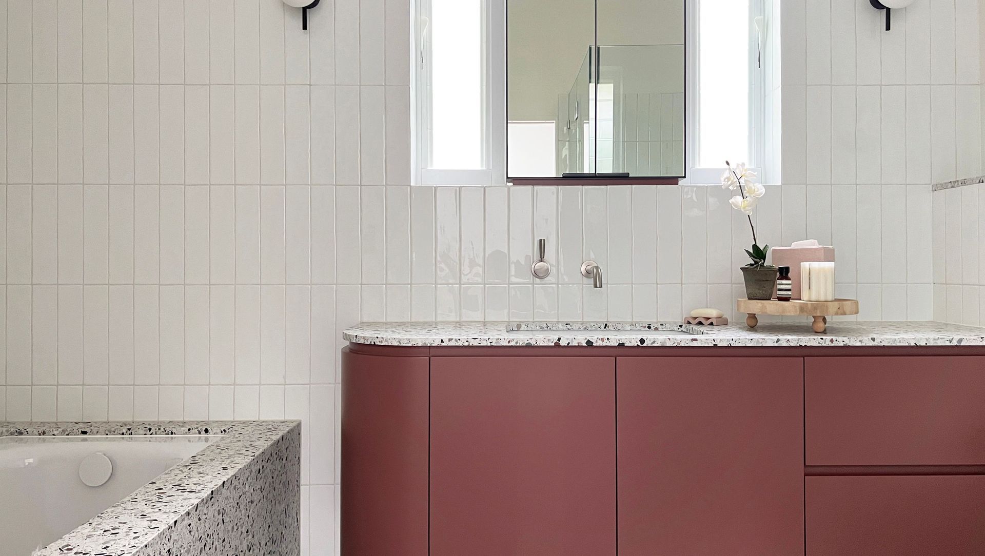 Salisbury House banner