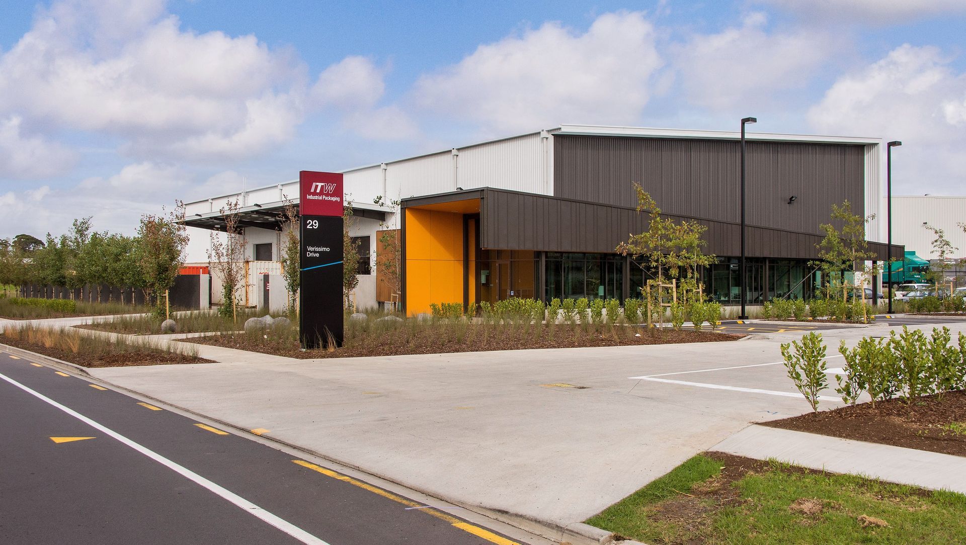 ITW Auckland Airport banner