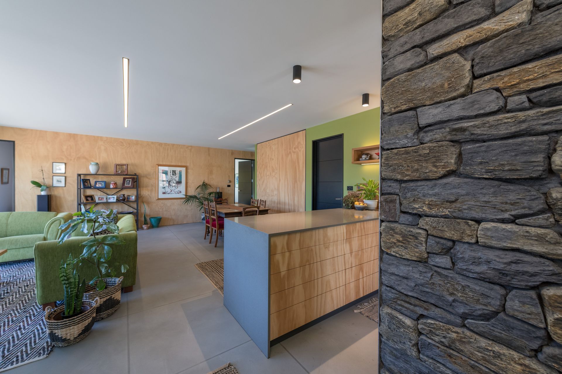 Grampian Oaks Lake House 2