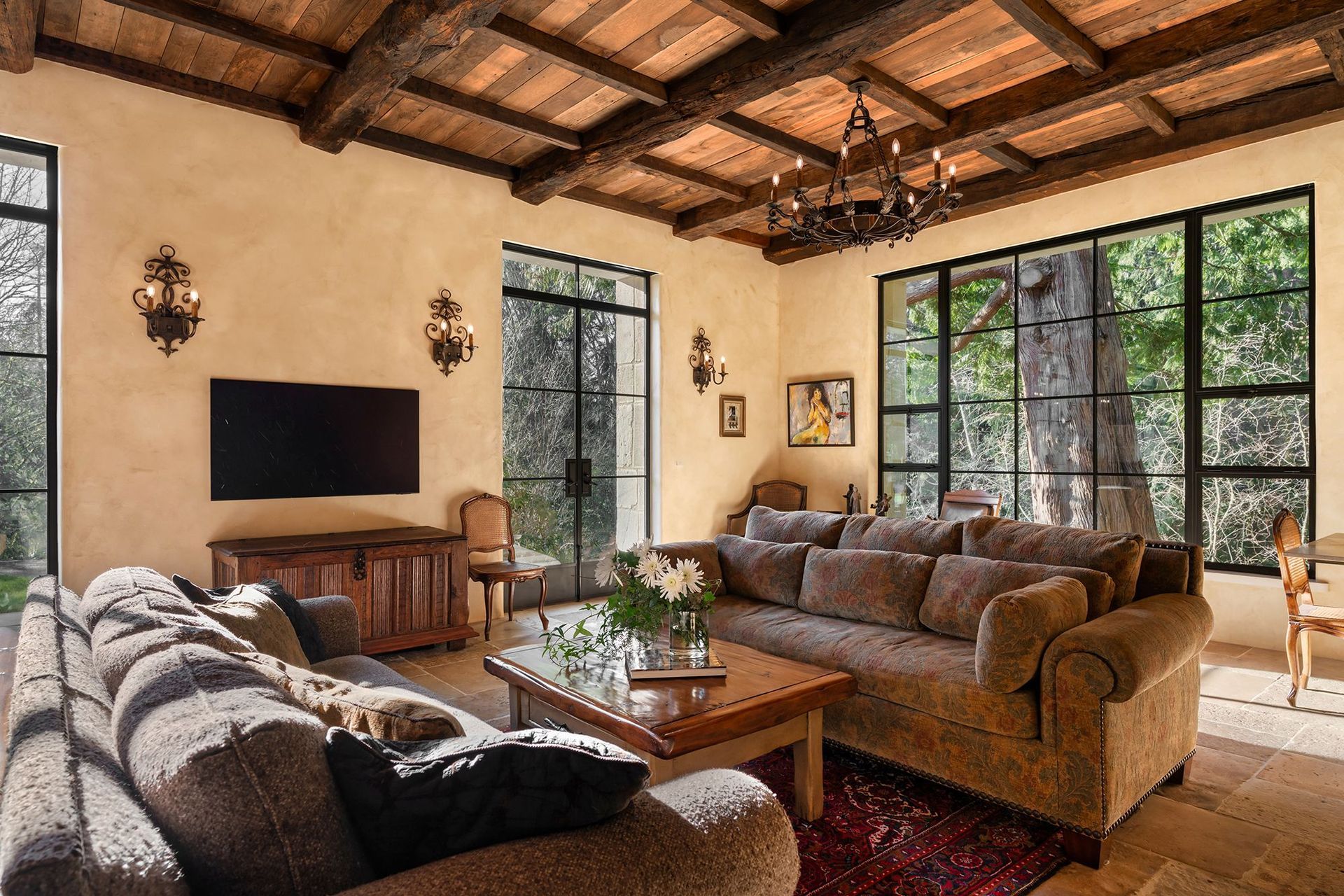 Maison-de-Provence-Living-room.jpg