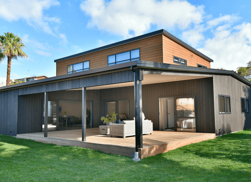 Spacious Four-Bed Family Retreat with Idyllic Outdoor Living