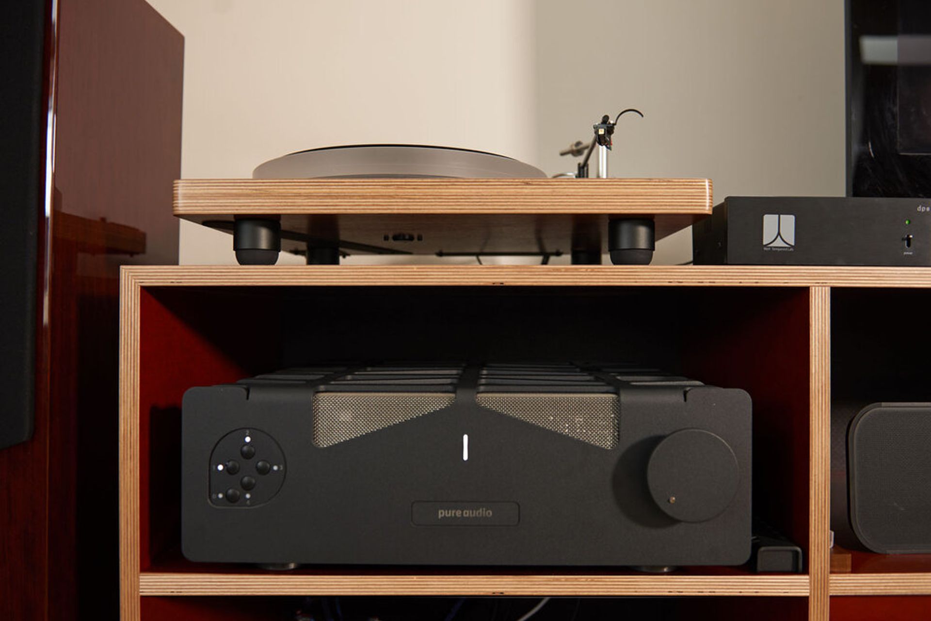 Entertainment unit for customer in Wellington