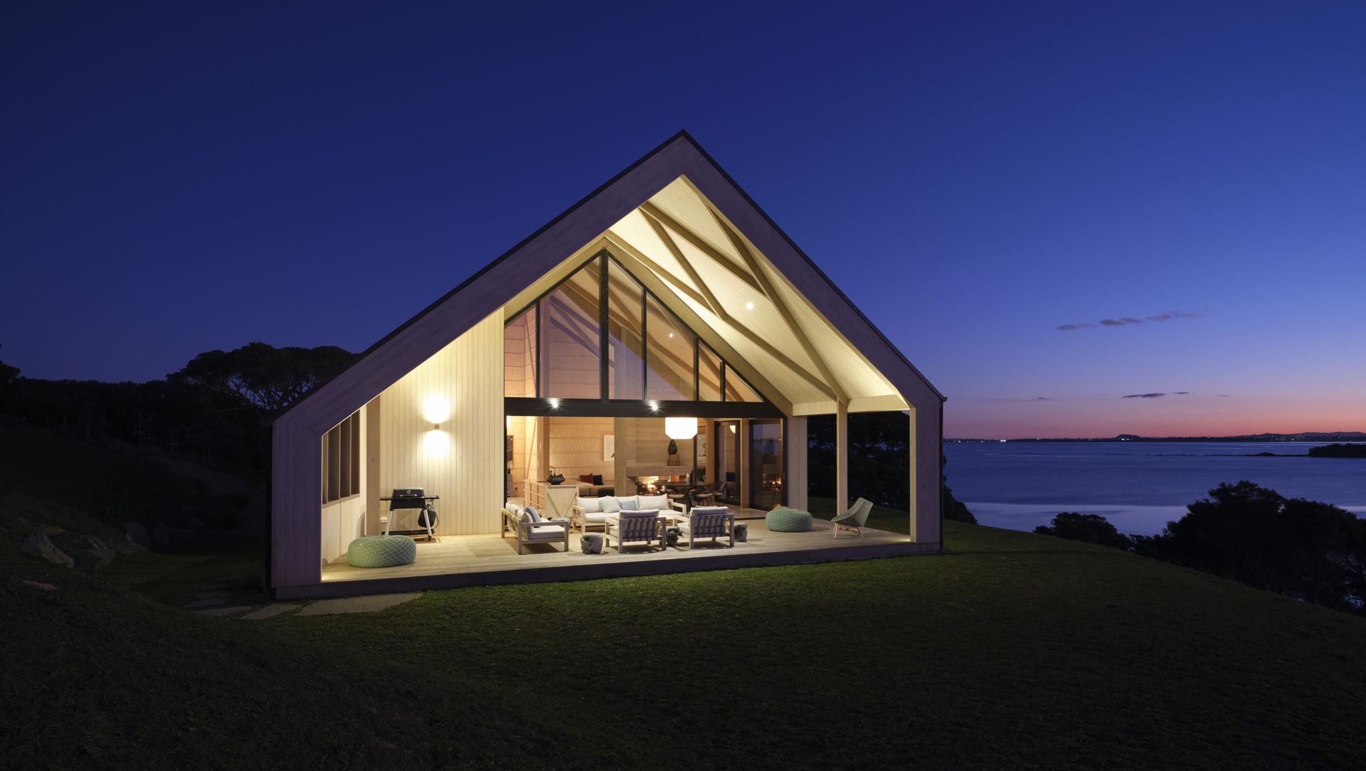 Matawhiti House , Waiheke banner