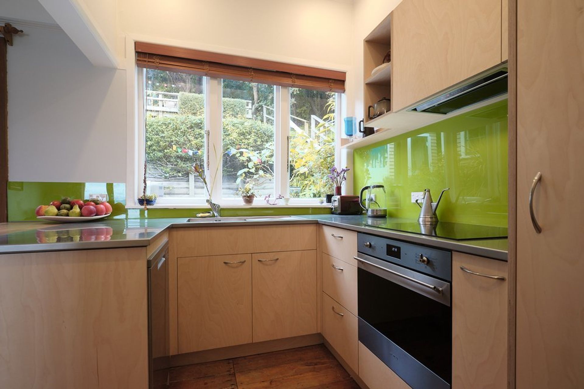 Compact kitchen in Melrose