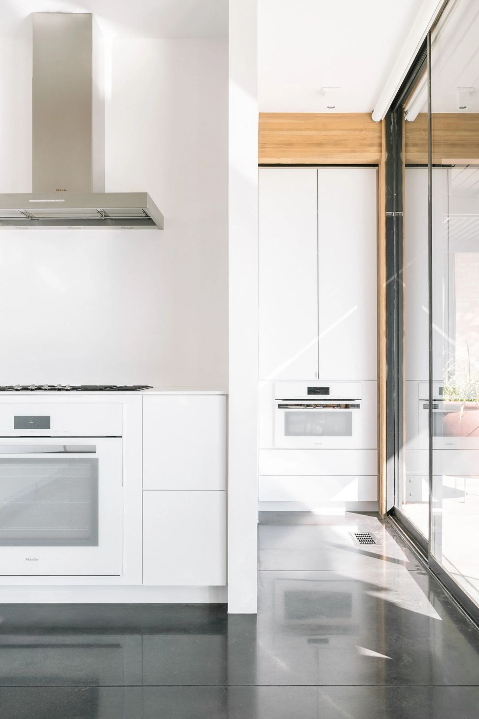 imgi10010lightHOUSEKitchenDetailAfter.jpg