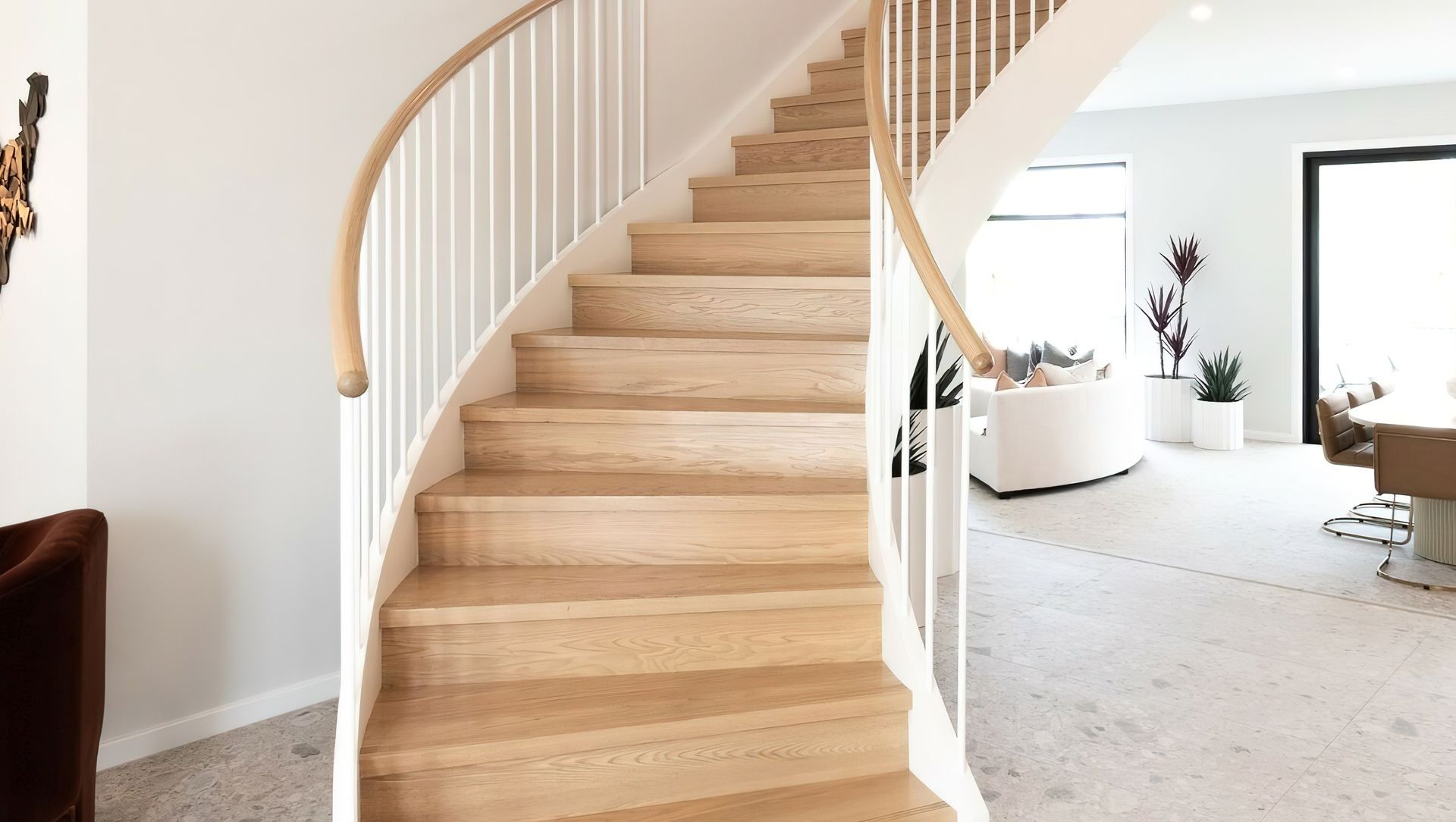 Glacial Oak staircase takes pride of place banner
