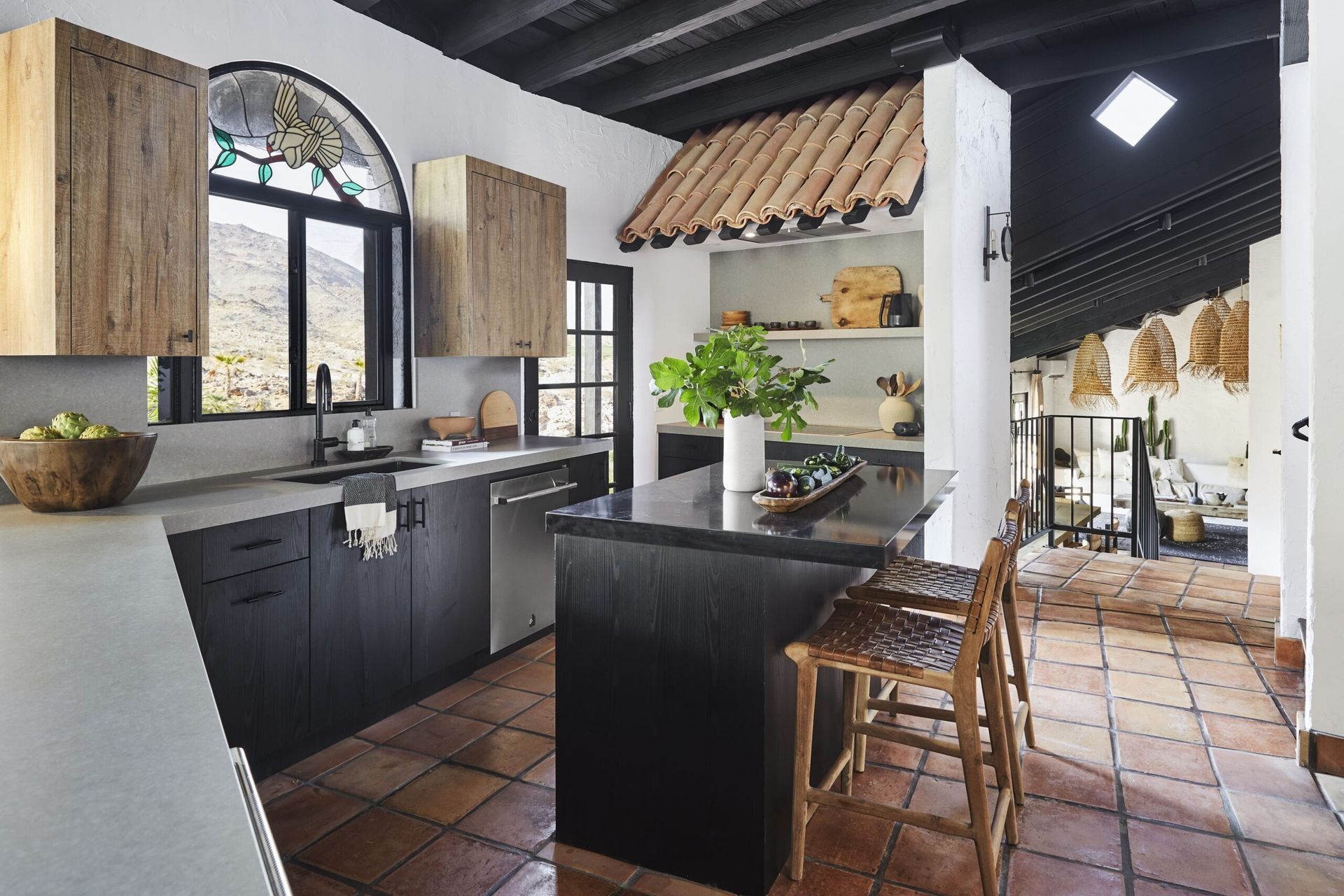 imgi262Bobby-BerkCasaTierraInterior-DesignProjectOrganicModern1-scaled.jpg